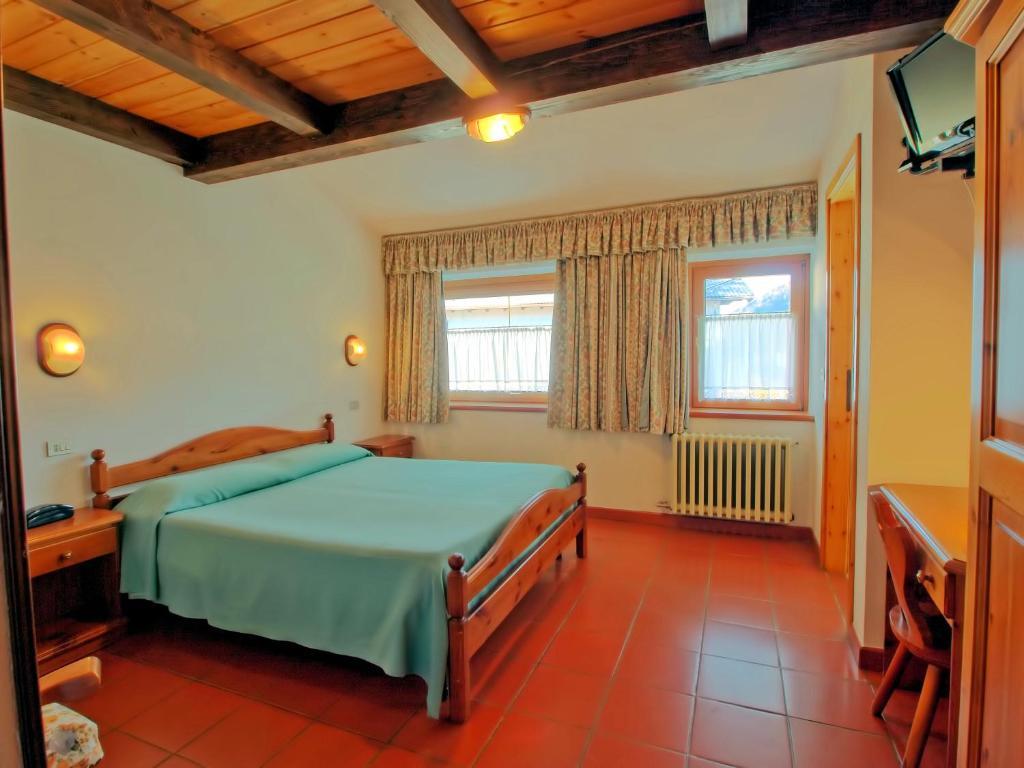 Hotel Des Roses Villeneuve Zimmer foto
