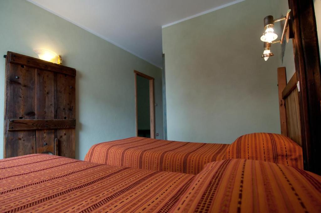 Hotel Des Roses Villeneuve Zimmer foto